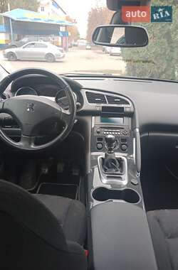 Peugeot 3008 2012