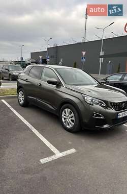 Peugeot 3008  2019