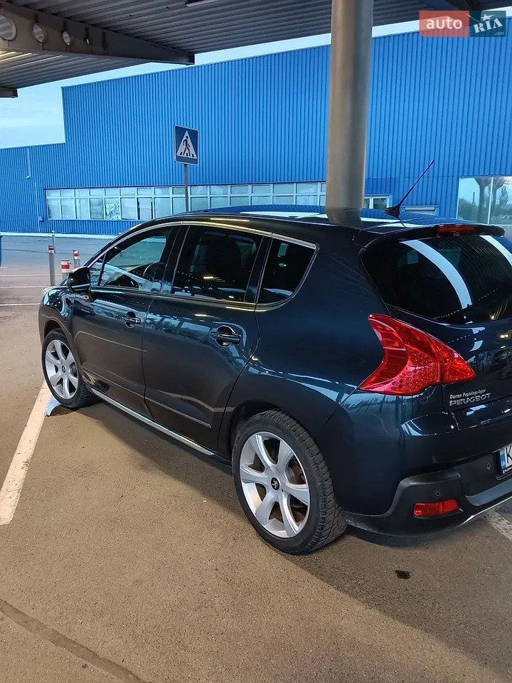 2011 Peugeot 3008 - фото 1