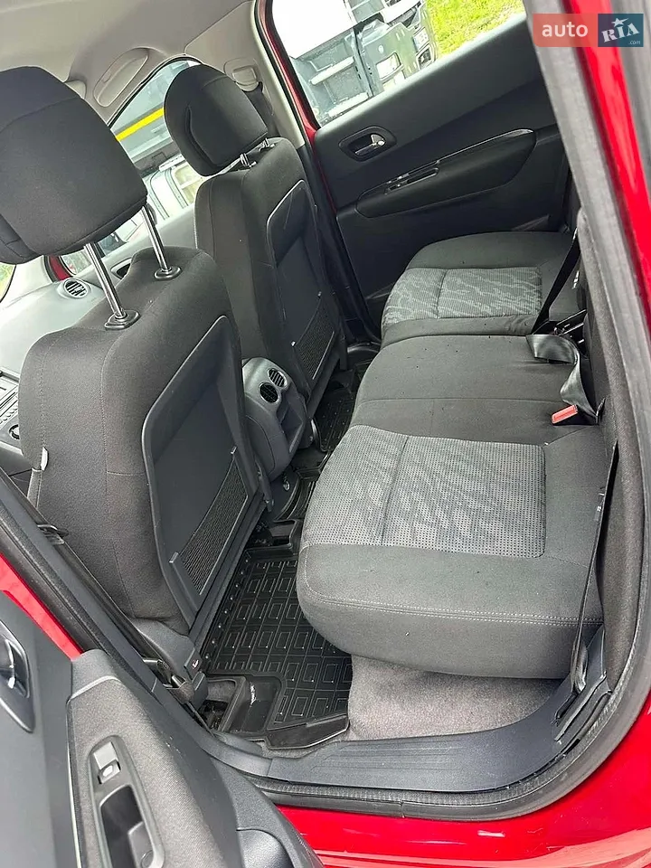 2011 Peugeot 3008 - мініатюра 5