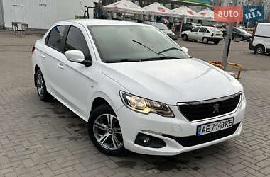 Peugeot 301  2018