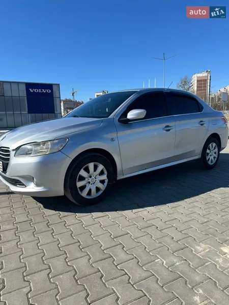 Peugeot 301