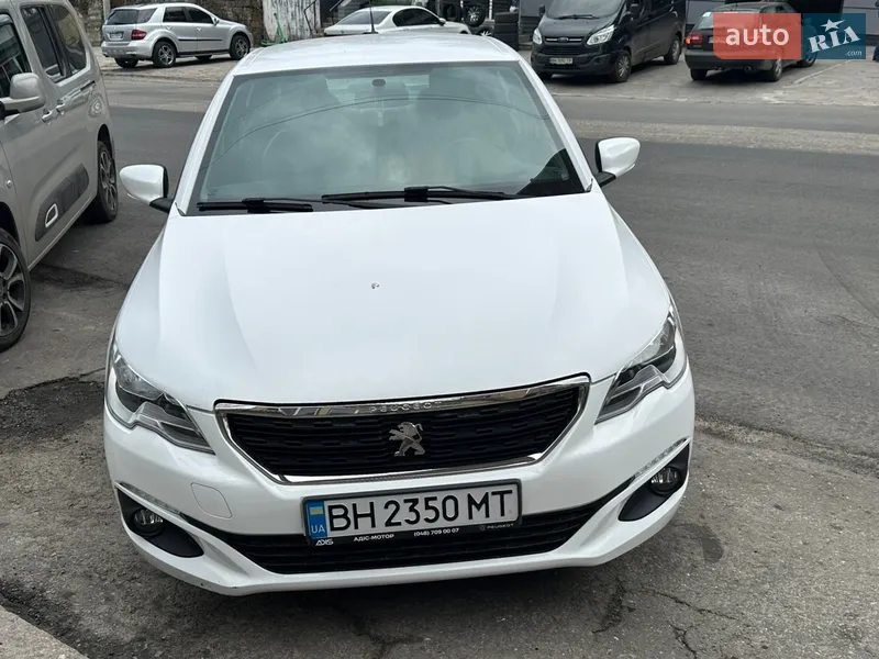 Peugeot 301