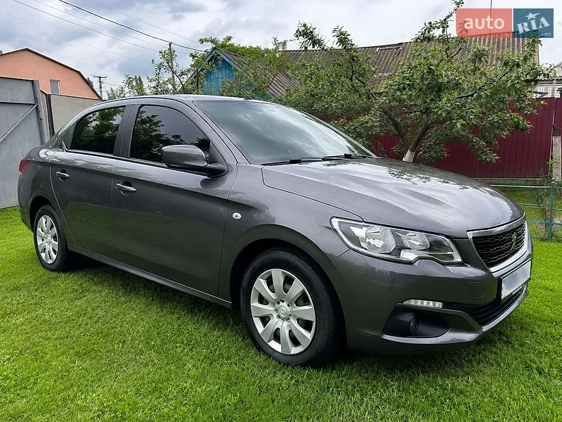Peugeot 301