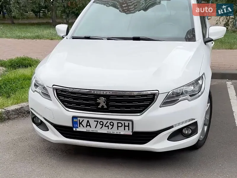 Peugeot 301