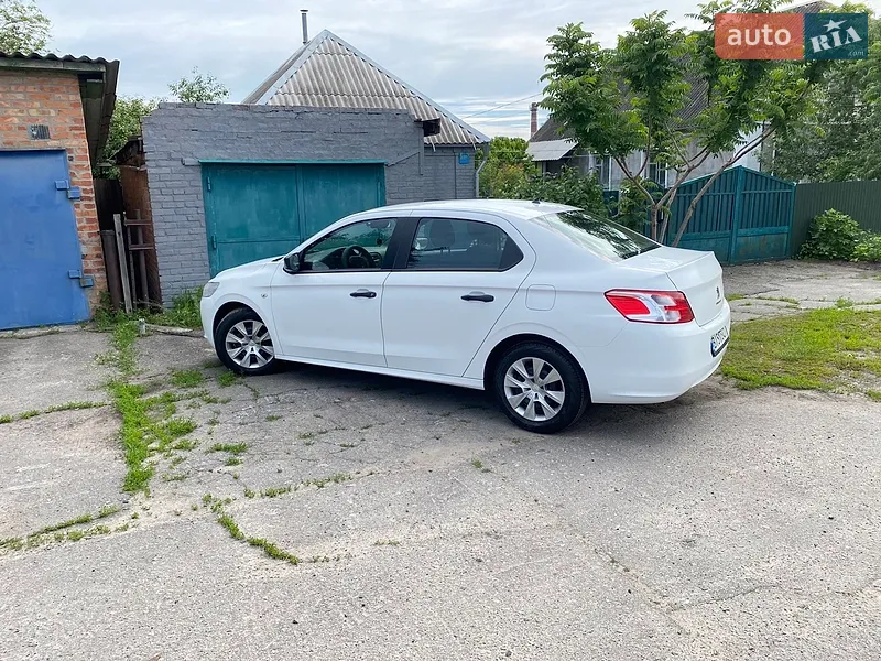 Peugeot 301