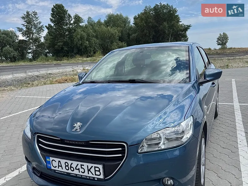 Peugeot 301