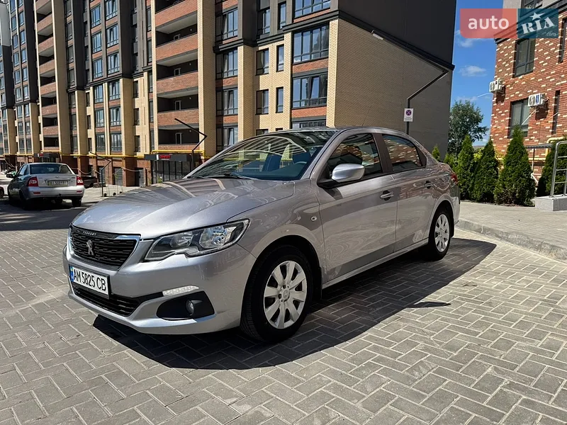 Peugeot 301