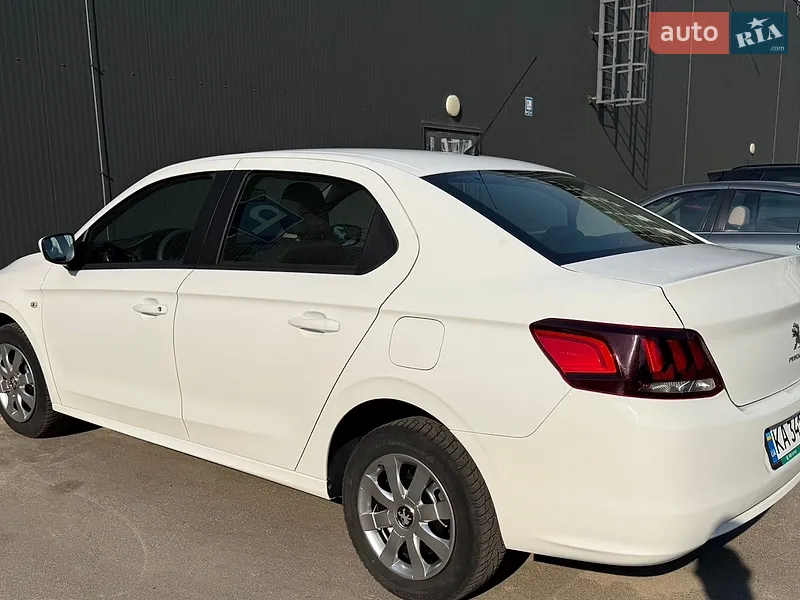 Peugeot 301 2019