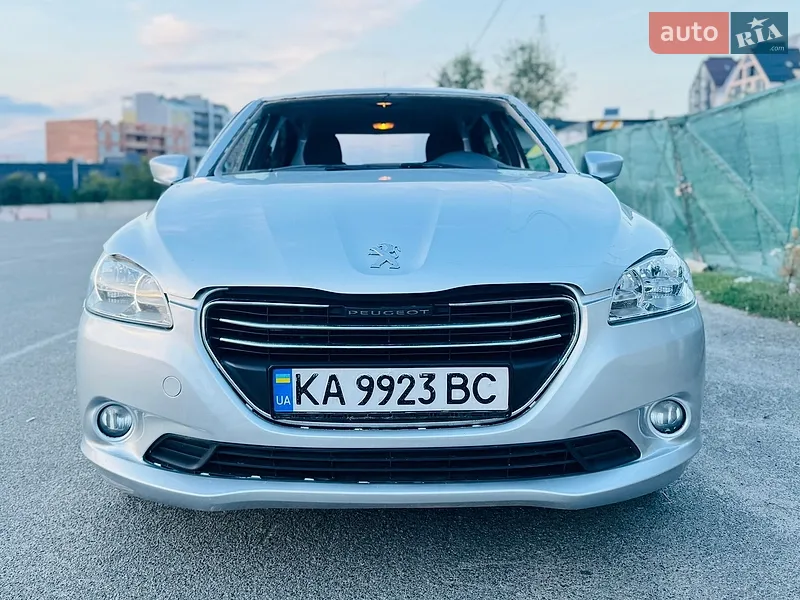 Peugeot 301