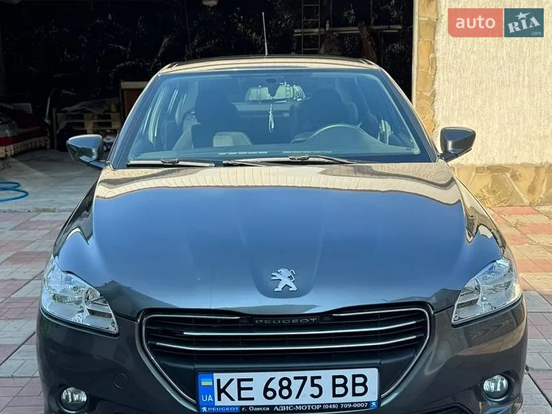 Peugeot 301