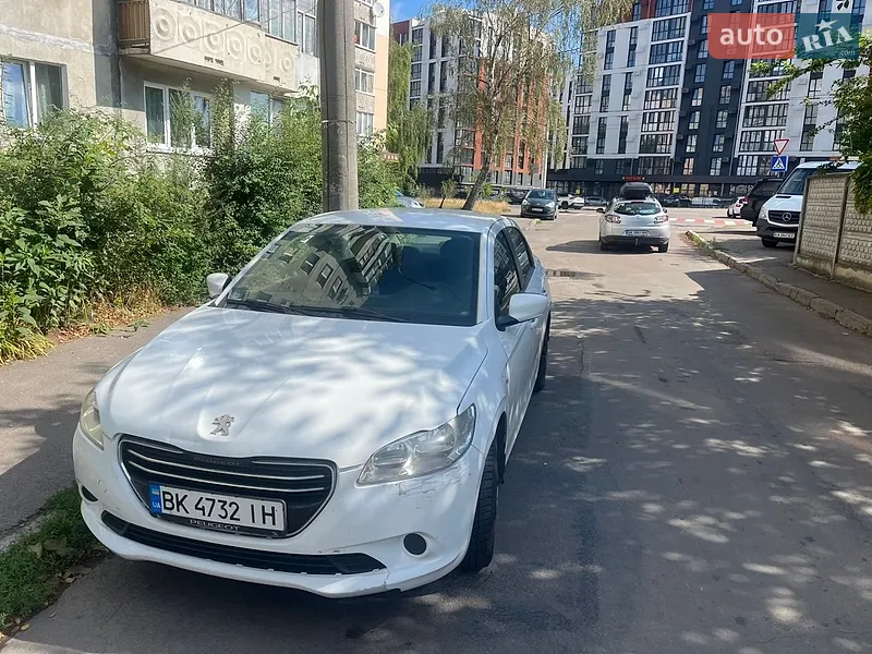 Peugeot 301