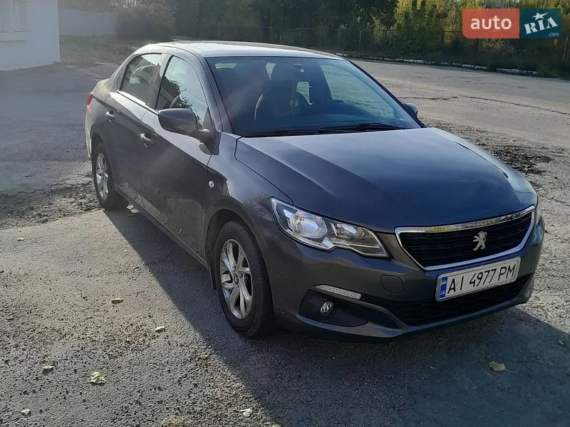 Peugeot 301