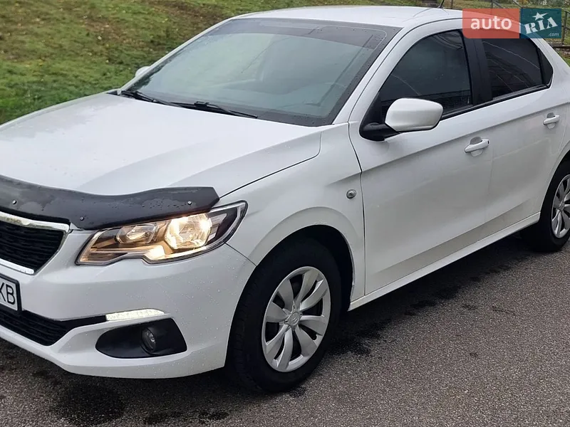 Peugeot 301 2018