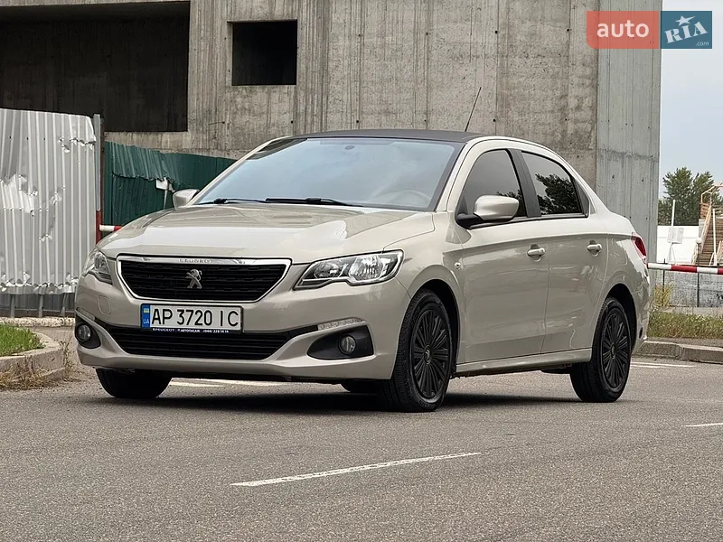 Peugeot 301