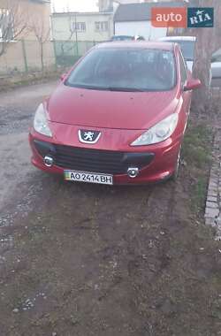 Peugeot 307  2005