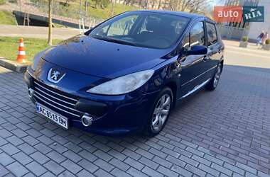 Peugeot 307  2005