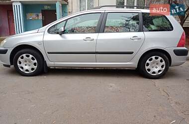 Peugeot 307  2004