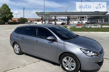 Peugeot 308  2015