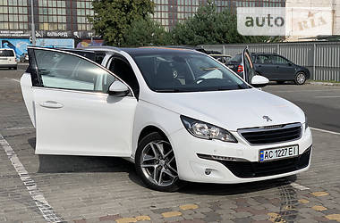 Peugeot 308  2015