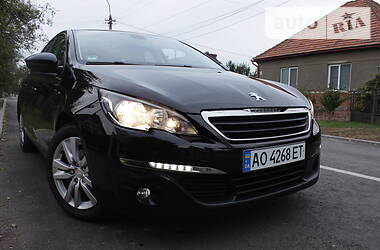 Peugeot 308  2015