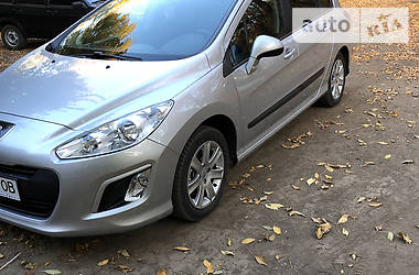 Peugeot 308  2012