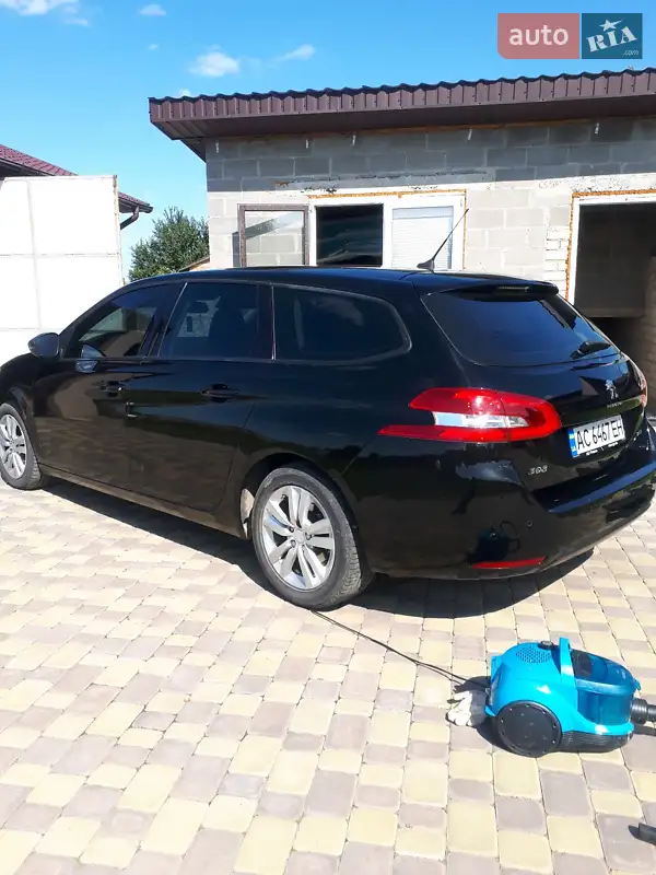 Peugeot 308
