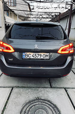 Peugeot 308  2016