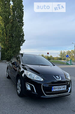 Peugeot 308  2012