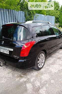 Peugeot 308  2011