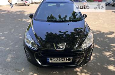 Peugeot 308  2013