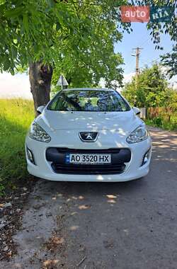 Peugeot 308 2012