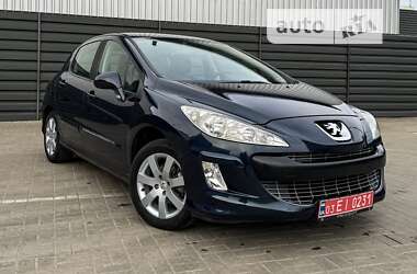 Peugeot 308  2011