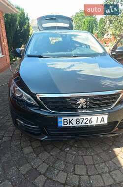 Peugeot 308  2018