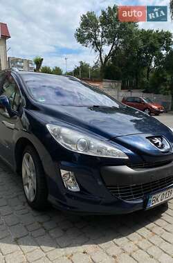 Peugeot 308  2010