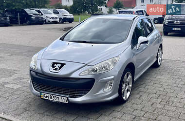 Peugeot 308  2011