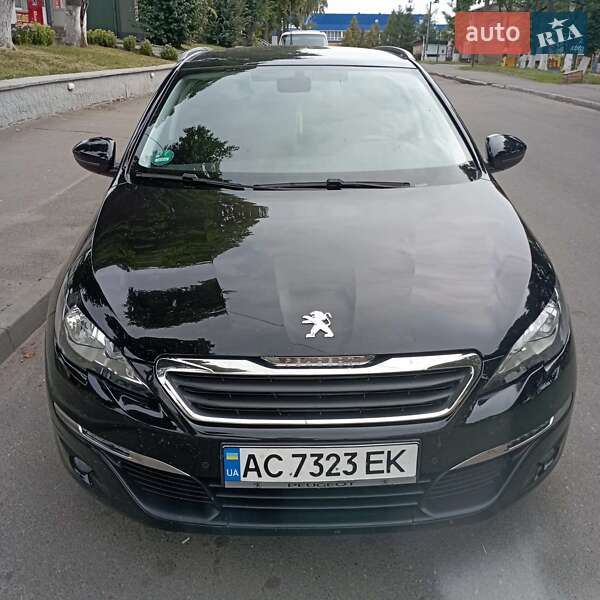 Peugeot 308 2015 года в Луцке