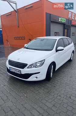 Peugeot 308  2015