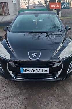 Peugeot 308 2011