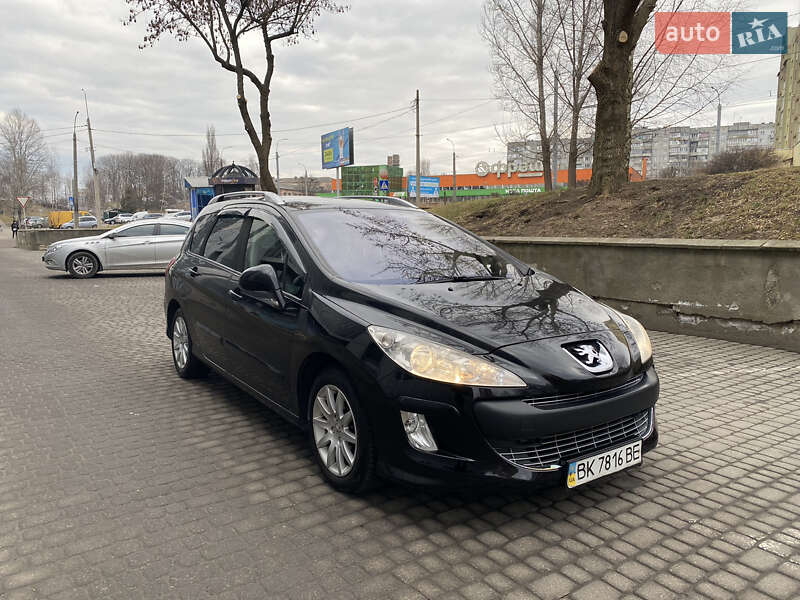 Peugeot 308 2009 року в Рівному