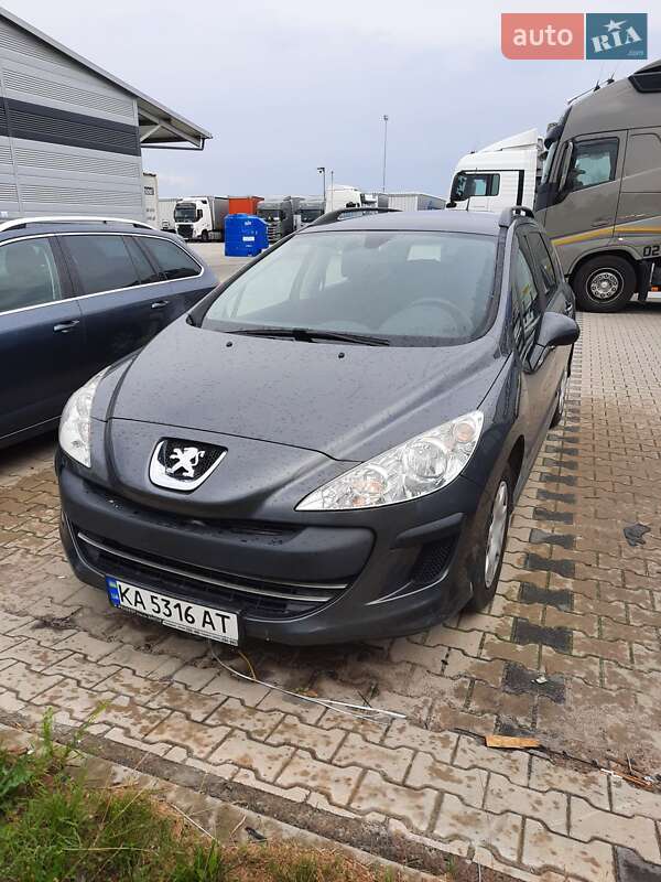 Універсал Peugeot 308