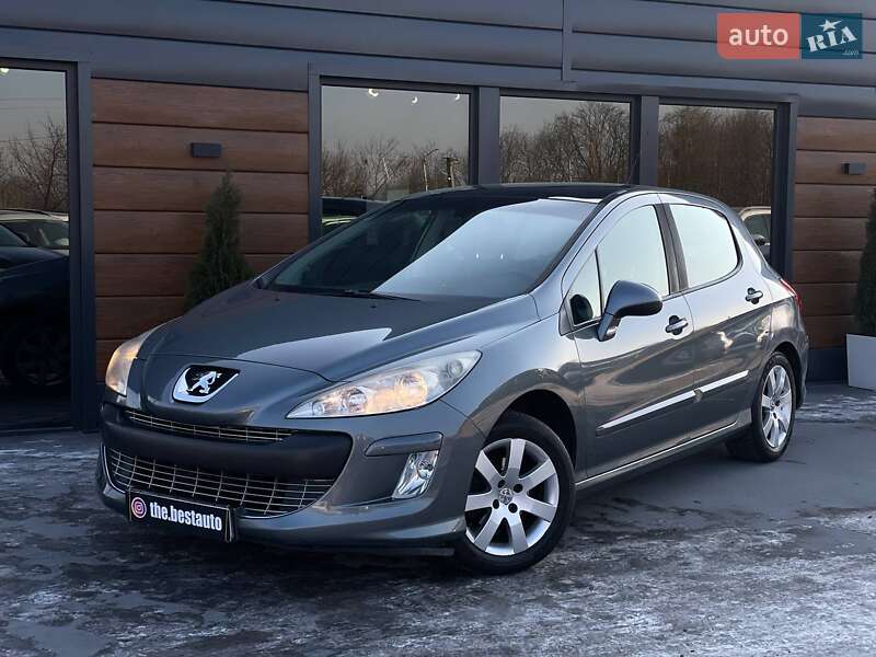 Peugeot 308 2008 року в Рівному