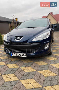 Peugeot 308  2011