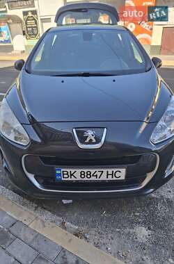 Peugeot 308 2012
