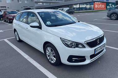 Peugeot 308 2021