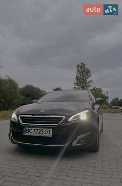 Peugeot 308  2015