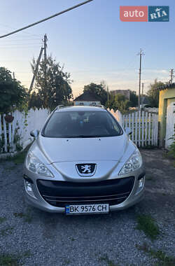 Peugeot 308  2010