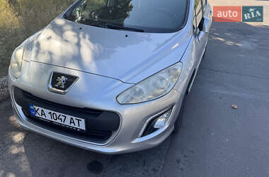 Peugeot 308  2013