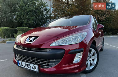 Peugeot 308  2010
