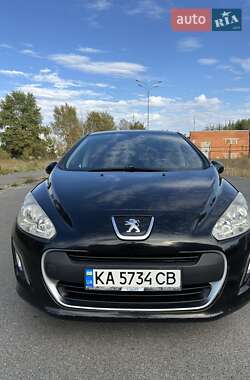 Peugeot 308  2011